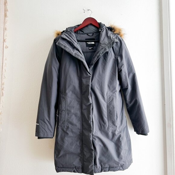 The North Face Arctic Insulated Parka in Vanadis Gray with Faux Fur Trim - Picture 7 of 10